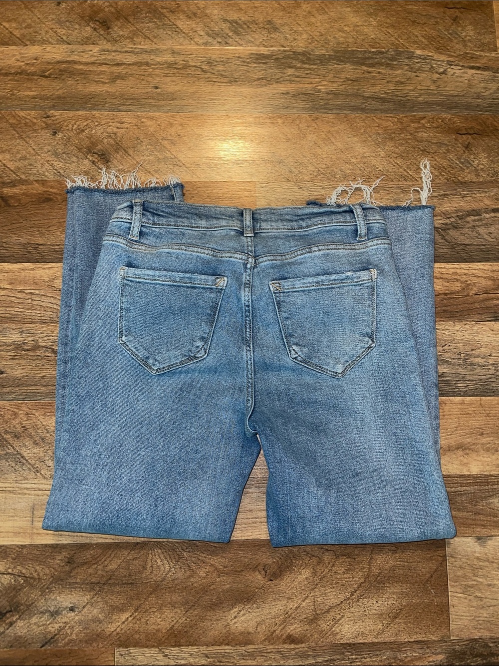 Kensie Jeans The Allie High Rise Slim Straight size 6/28 Light Wash - Picture 5 of 5